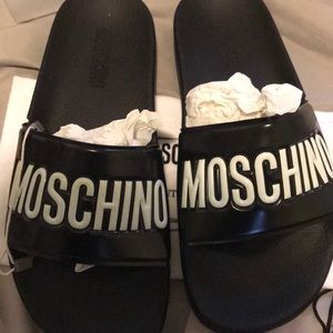 Brand New Moschino slides size 9 woman US